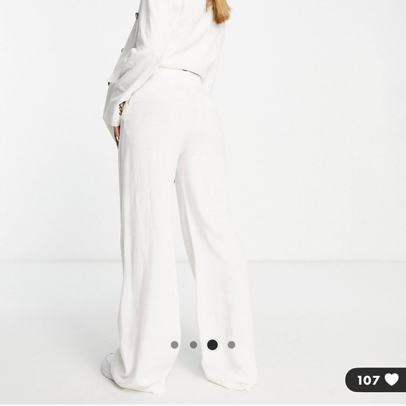 ASOS design linen wide leg relaxed flare pants in white - Picture 2 of 4